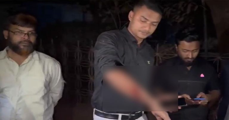 গাজীপুরে ডিসি অফিসের সামনে বৈষম্যবিরোধী ছাত্র আন্দোলনের কর্মীকে