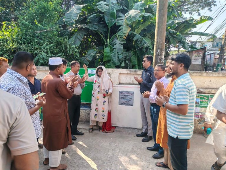 বোয়ালখালী পৌরসভায় দুটি উন্নয়ন প্রকল্পের উদ্বোধন