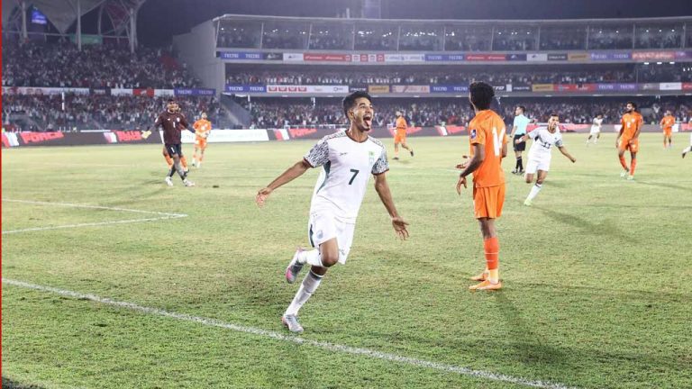 ভারতের বিরুদ্ধে জয়: বাংলাদেশ দলকে ইউনূসের অভিনন্দন