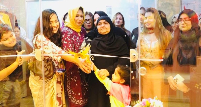 নতুন গন্তব্য ‘প্রিটি লেয়ারস’