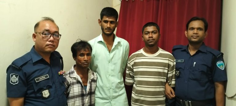 রাঙামাটিতে পুলিশের অভিযানে চিহ্নিত মাদক কারবারী গ্রেফতার